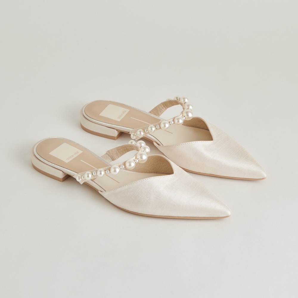 Dolce Vita Kanika Pearl Flats